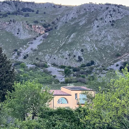 Art&green House * Castelbuono (Sicily)